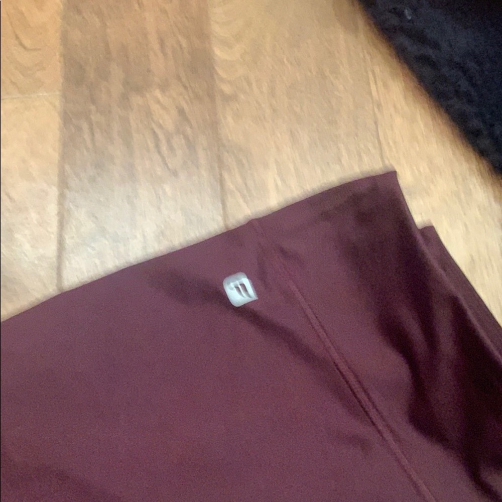 FREE WITH PURCHASE Fabletics Capri leggings